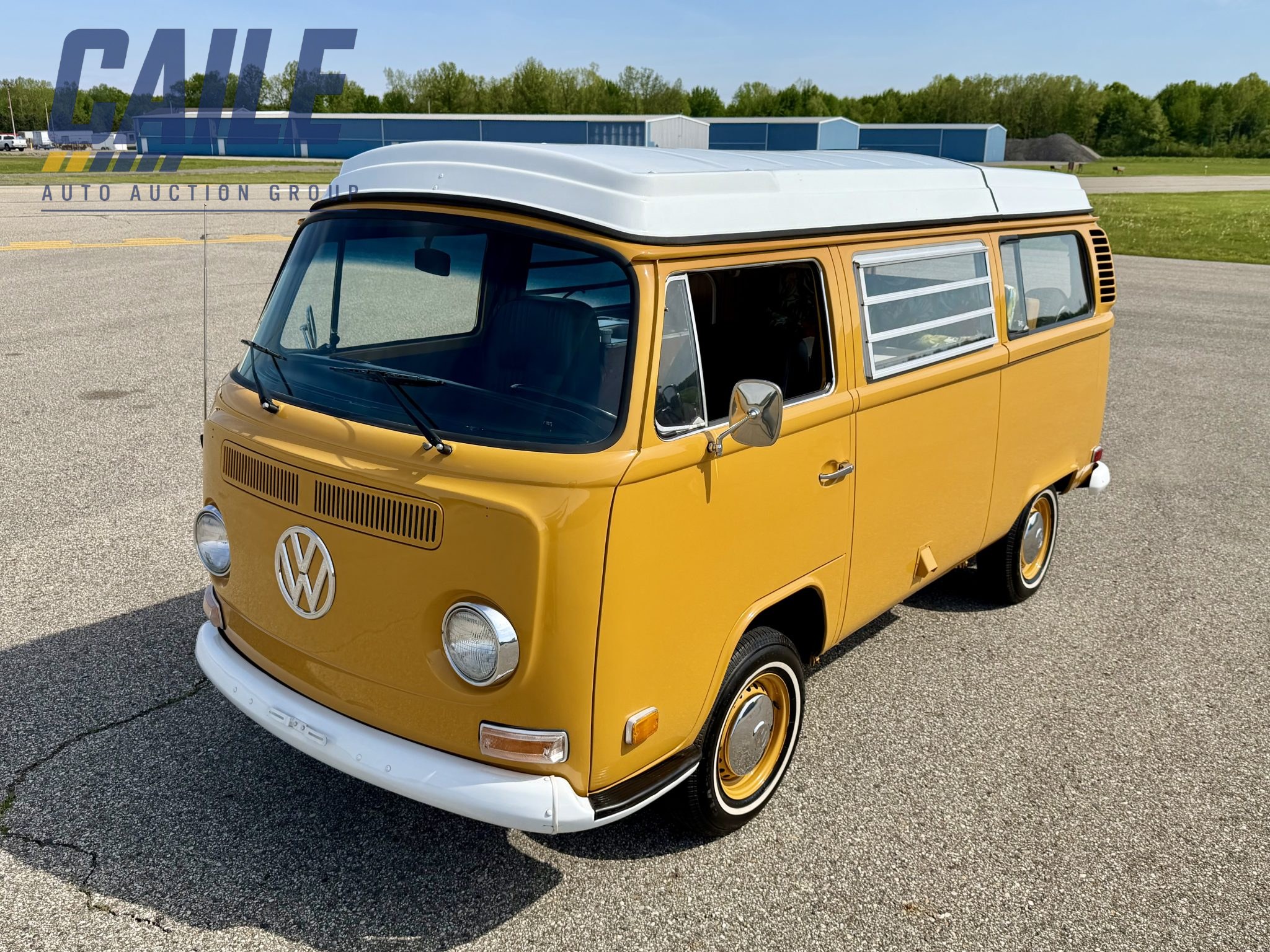 1972 Volkswagen Type 2 Westfalia Campmobile