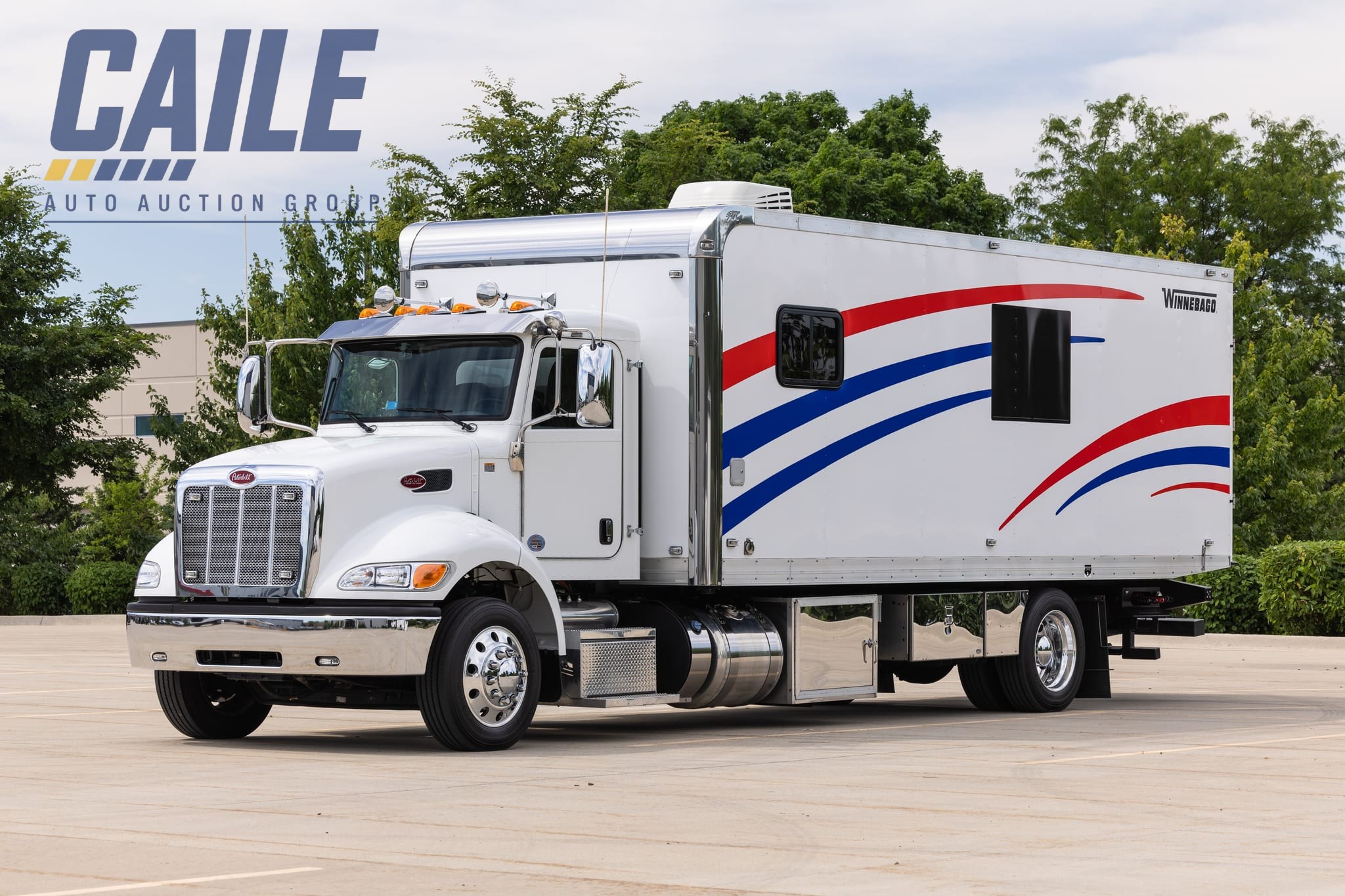 2019 Peterbilt 348 Rollback Car Hauler