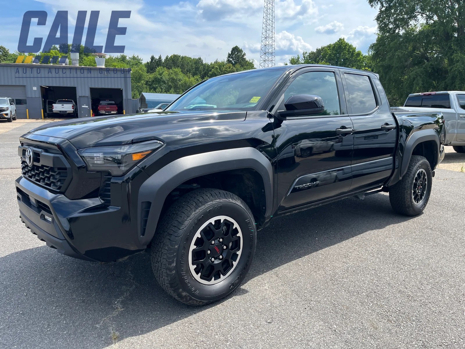 2025 Toyota Tacoma SR 4WD Double Cab Short Bed
